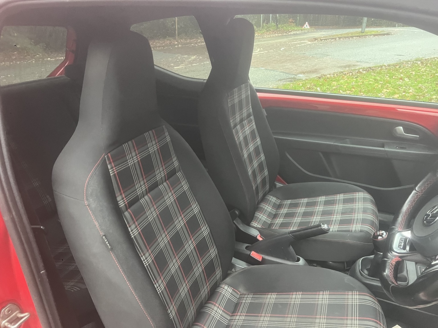 Used Volkswagen up! 2019 for sale - 76877617: Photo 11