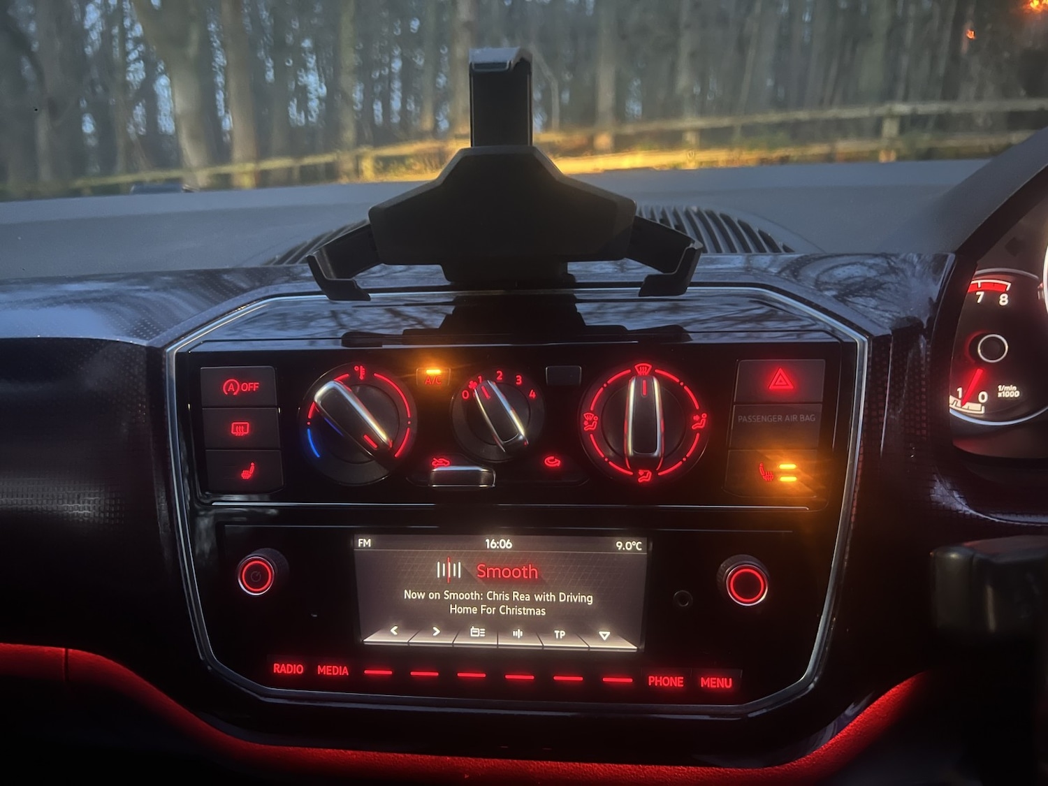 Used Volkswagen up! 2019 for sale - 76877617: Photo 16