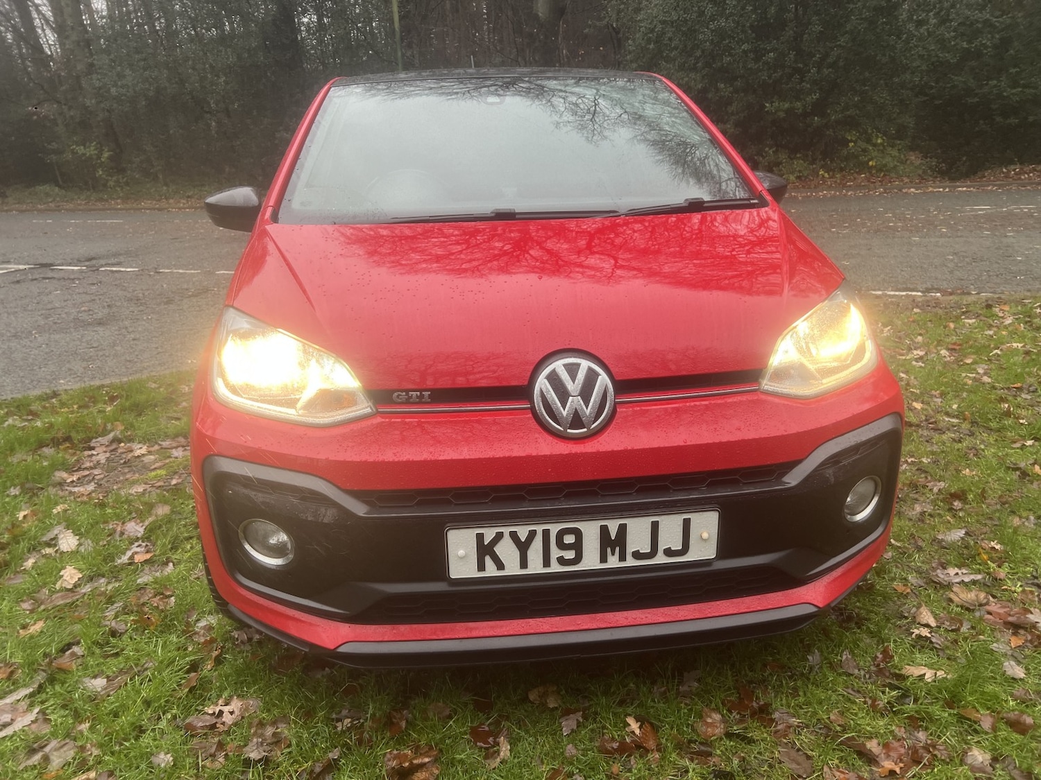 Used Volkswagen up! 2019 for sale - 76877617: Photo 3