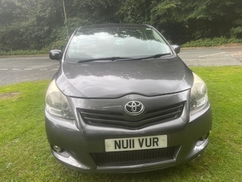 Used Toyota Verso 2011 for sale - 75608219: Photo