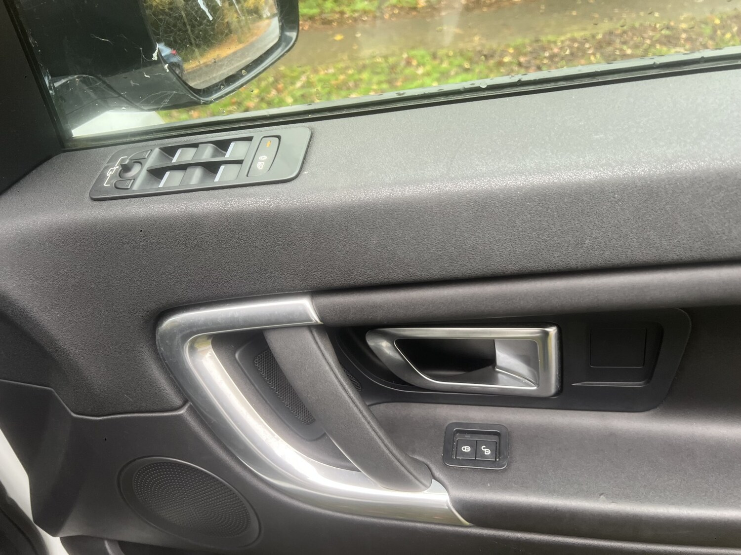 Used Land Rover Discovery Sport 2015 for sale - 77465051: Photo 16