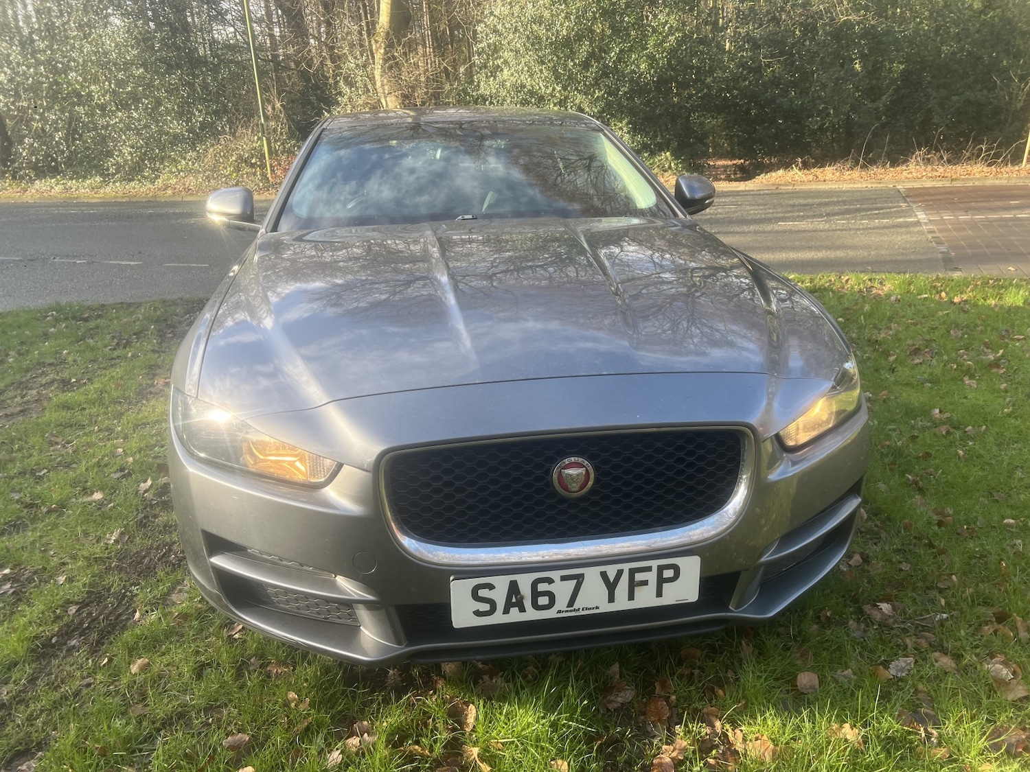 Used Jaguar XE 2017 for sale - 77675714: Photo 3