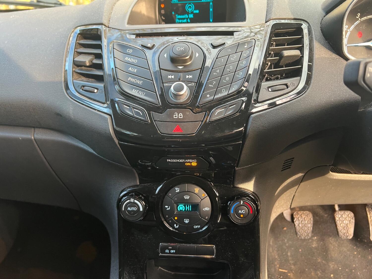 Used Ford Fiesta 2013 for sale - 77464535: Photo 15