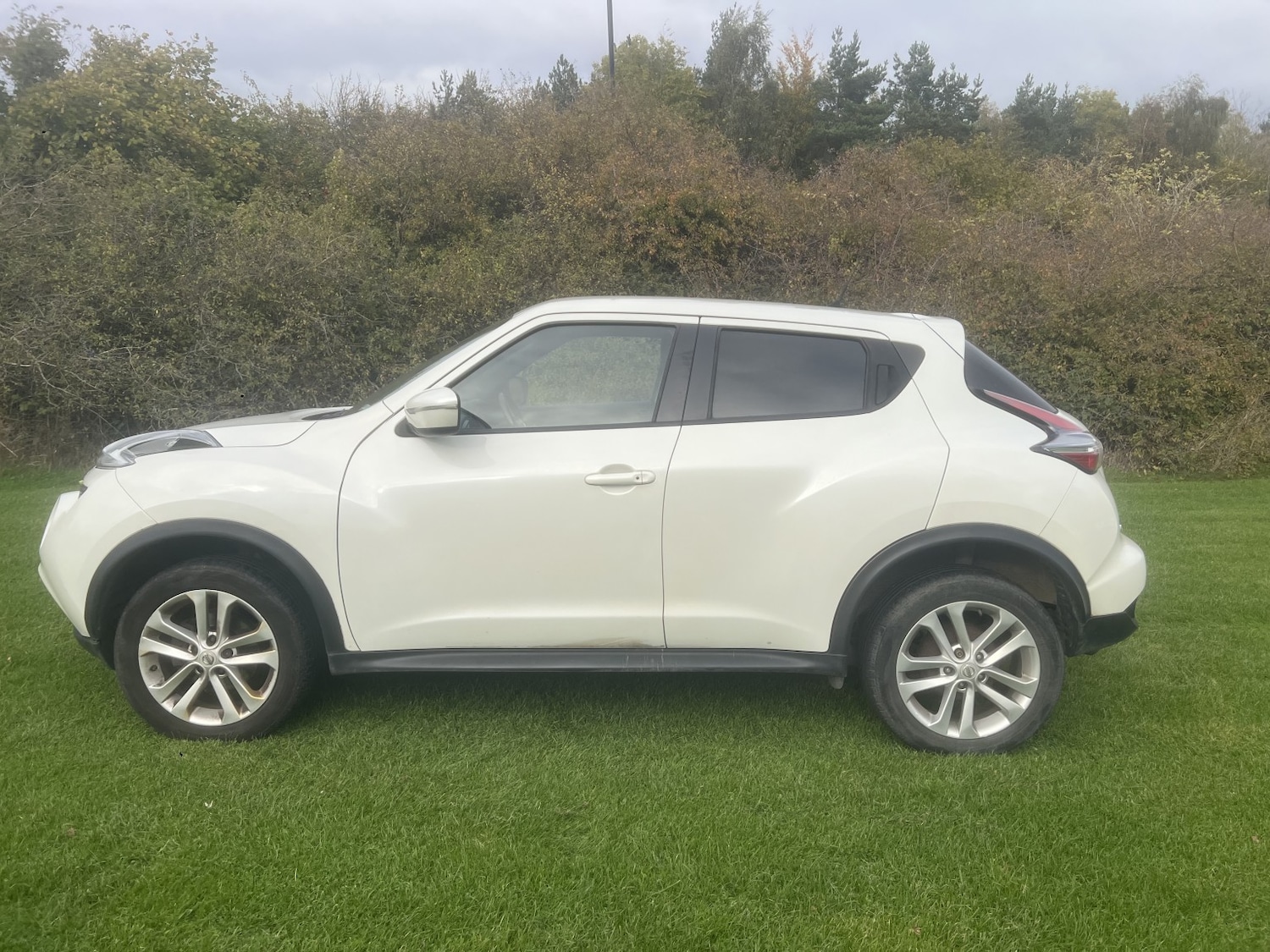 Used Nissan Juke 2017 for sale - 76374199: Photo 4