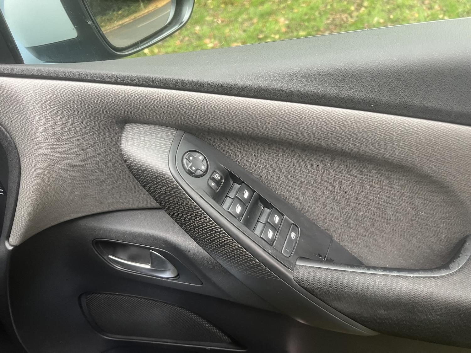 Used Citroen C4 Picasso 2015 for sale - 76591478: Photo 19