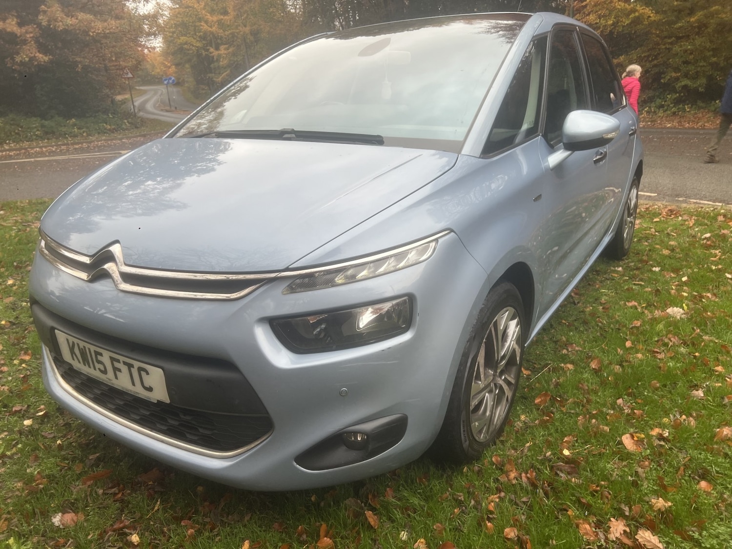 Used Citroen C4 Picasso 2015 for sale - 76591478: Photo 4