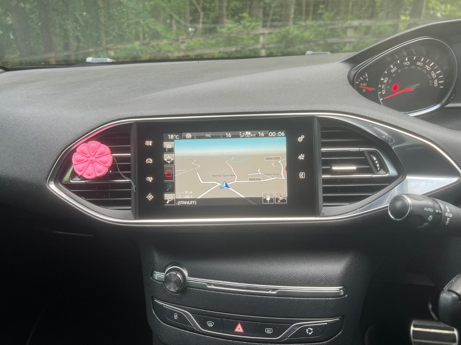 Used Peugeot 308 2017 for sale - 77464902: Photo 18