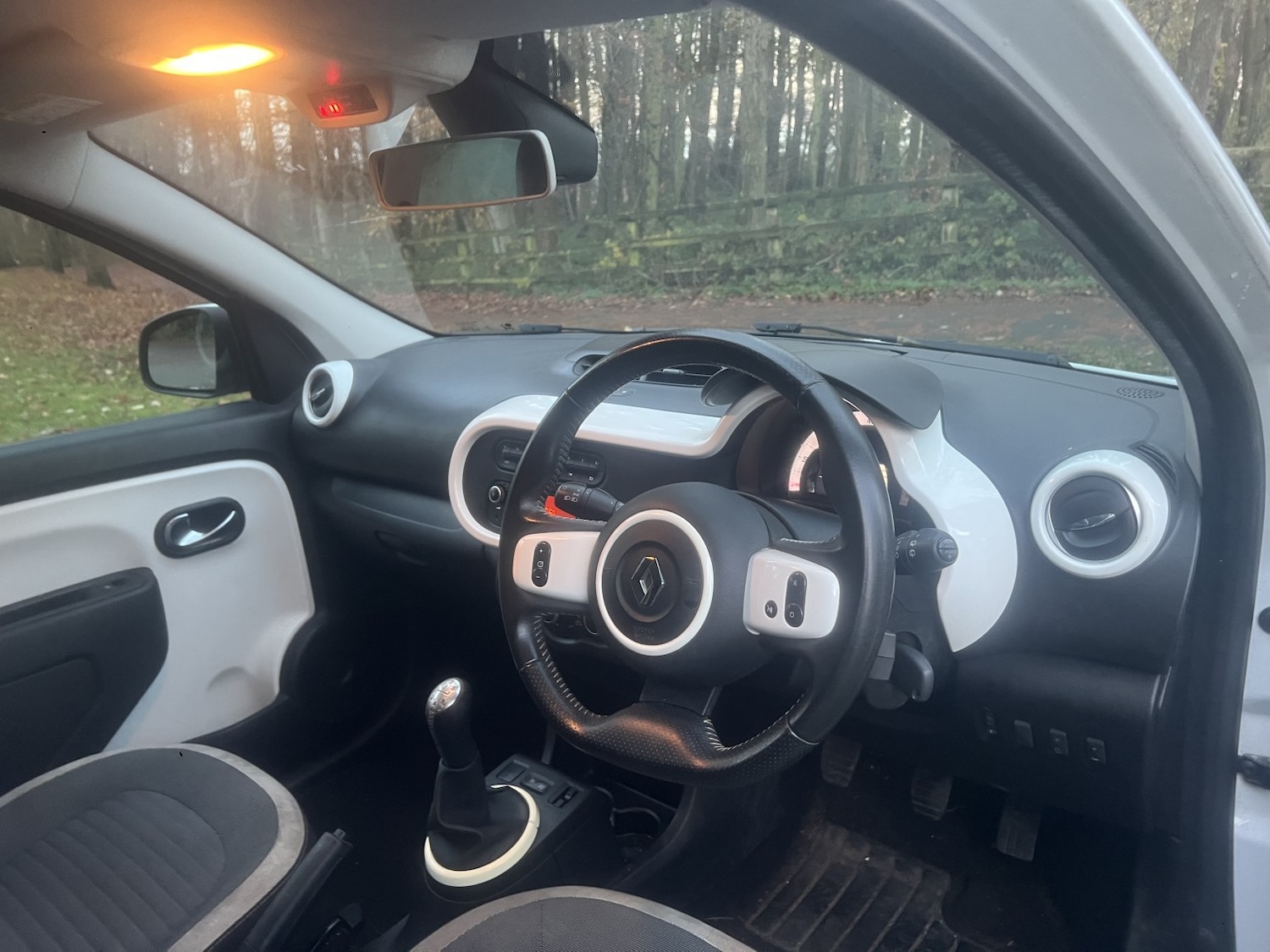 Used Renault Twingo 2015 for sale - 76748223: Photo 12