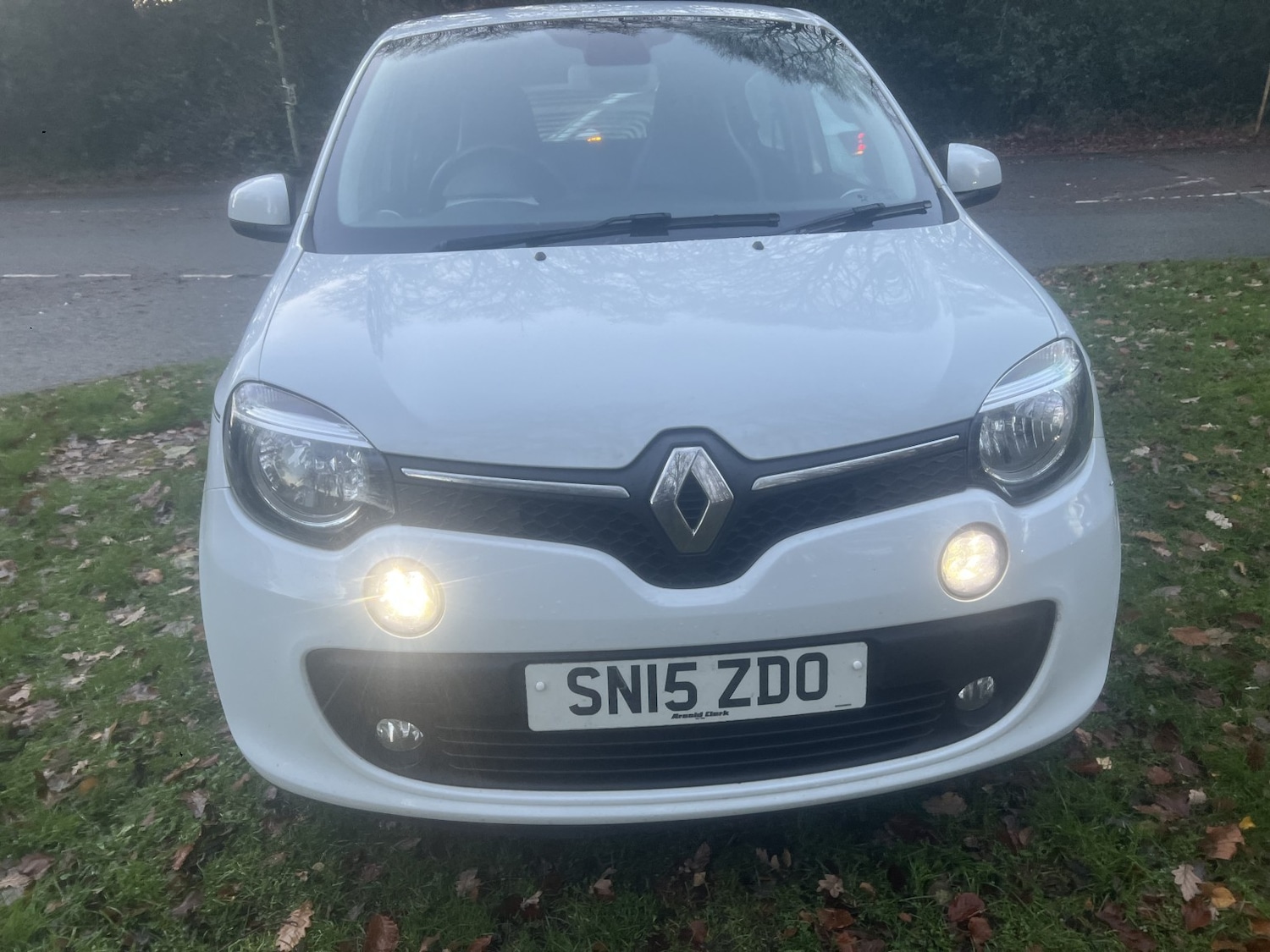 Used Renault Twingo 2015 for sale - 76748223: Photo 2