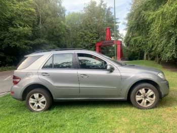 2010 - ML350 CDI BLUEEFFICIENCY SE 5-Door