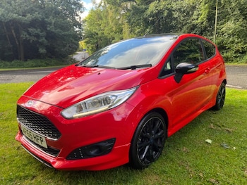 Used Ford Fiesta 2015 for sale - 78285378: Photo