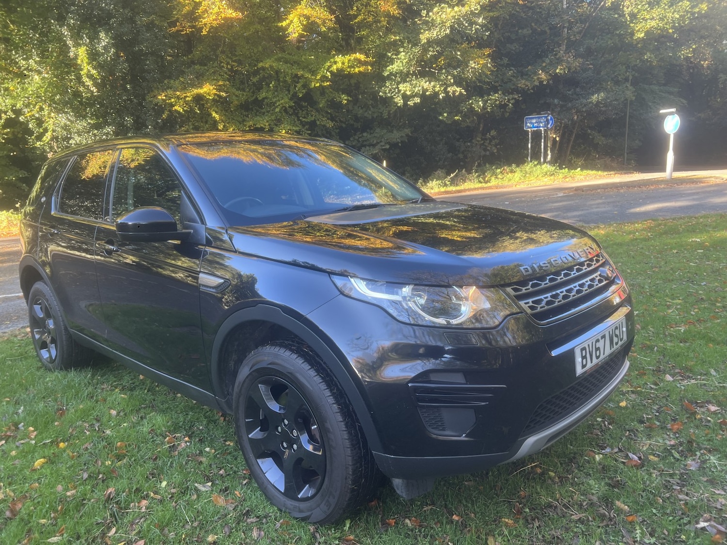 Used Land Rover Discovery Sport 2018 for sale - 77464629: Photo 2