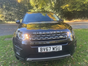 Used Land Rover Discovery Sport 2018 for sale - 77464629: Photo