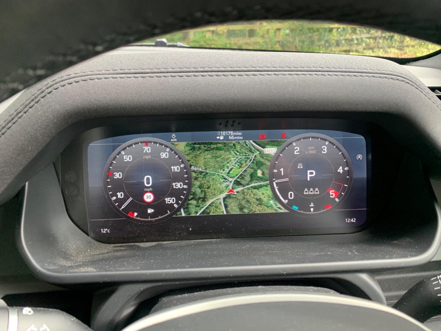 Used Land Rover Defender 110 2022 for sale - 76662754: Photo 11