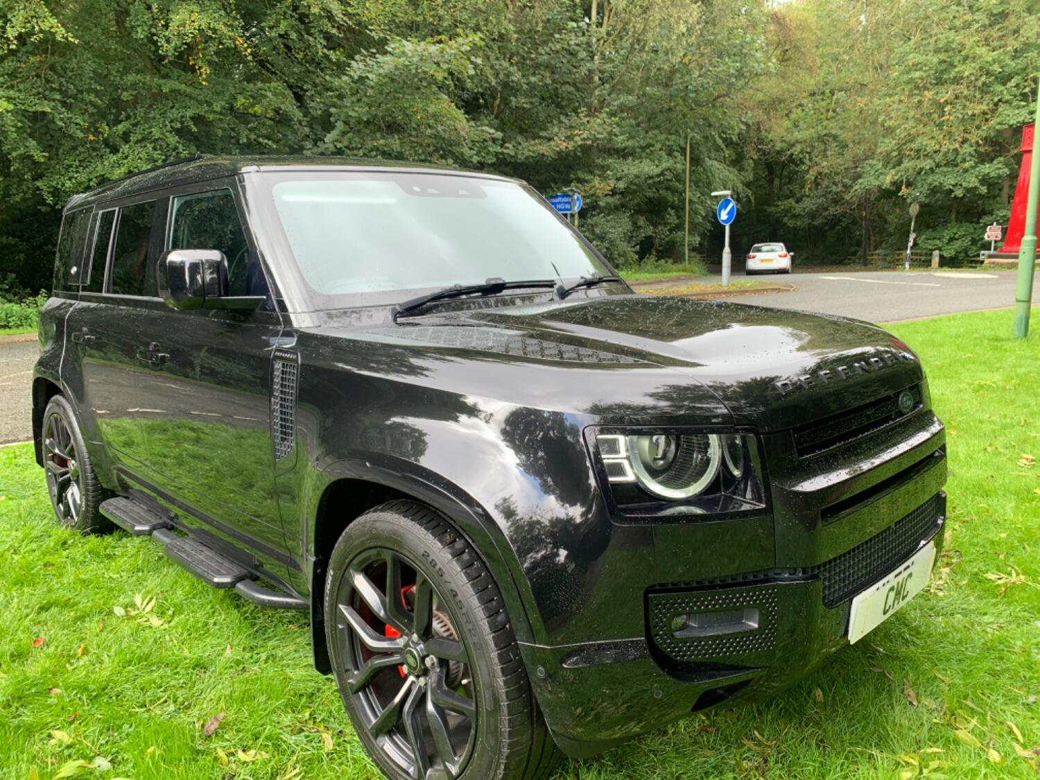 Used Land Rover Defender 110 2022 for sale - 76662754: Photo 2