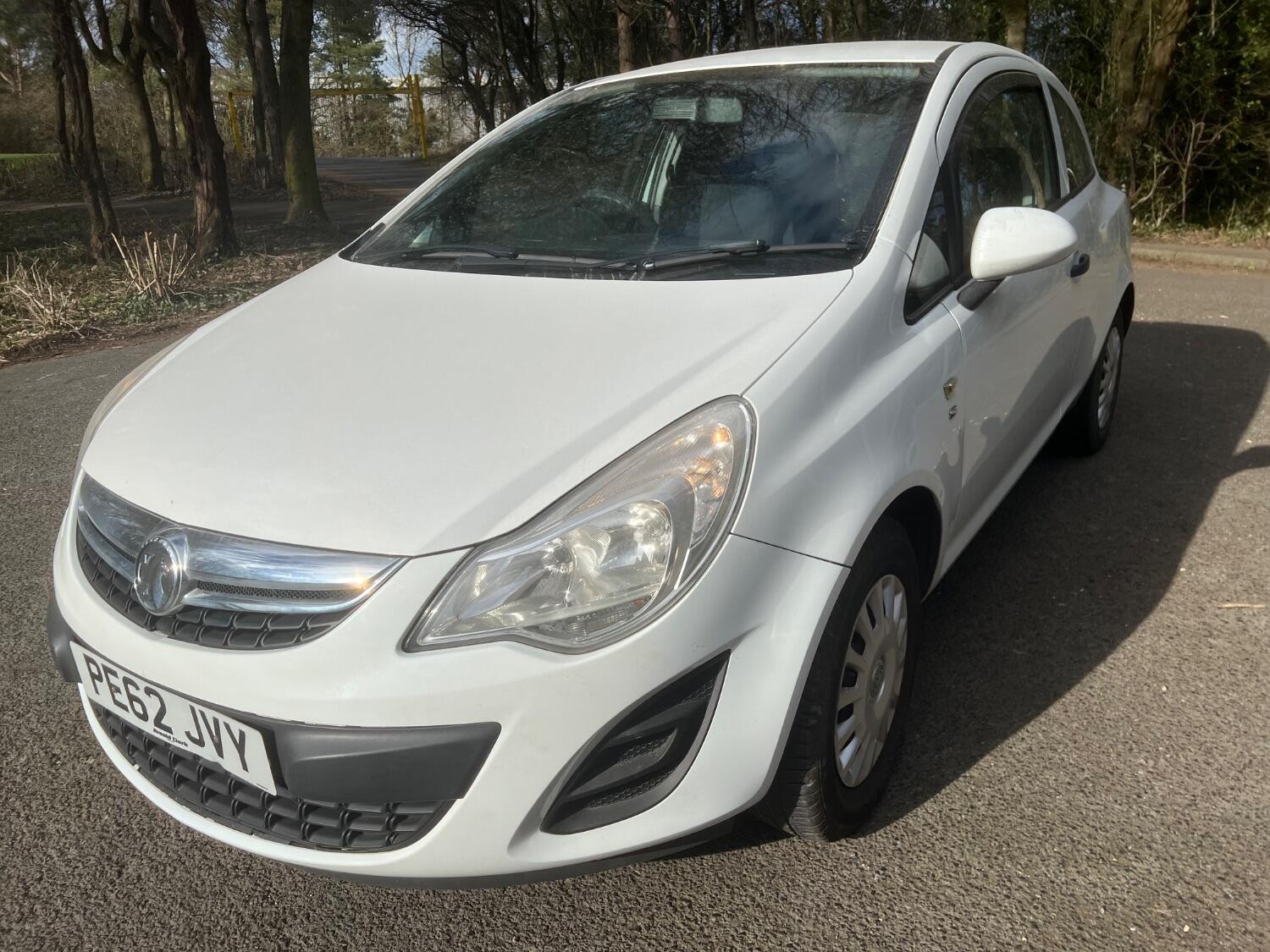 Used Vauxhall Corsa 2012 for sale - 77464507: Photo 4