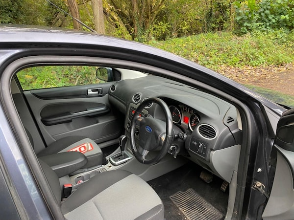 Used Ford Focus 2010 for sale - 69219187: Photo 8