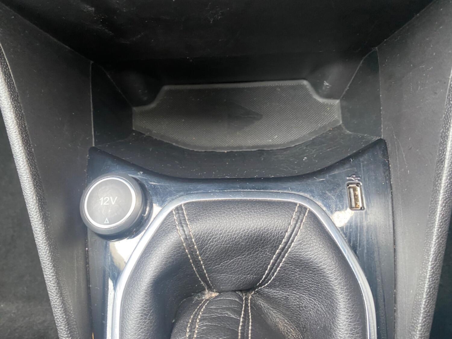 Used Ford Fiesta 2018 for sale - 76793352: Photo 18