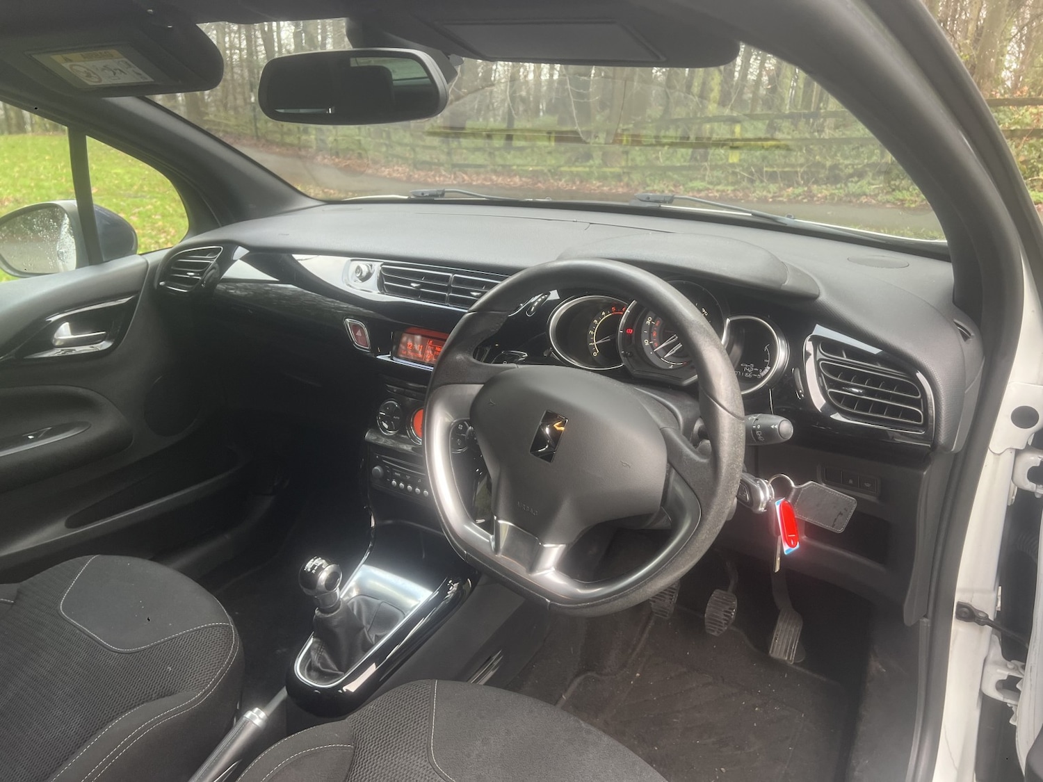 Used Citroen DS3 2015 for sale - 77398346: Photo 10