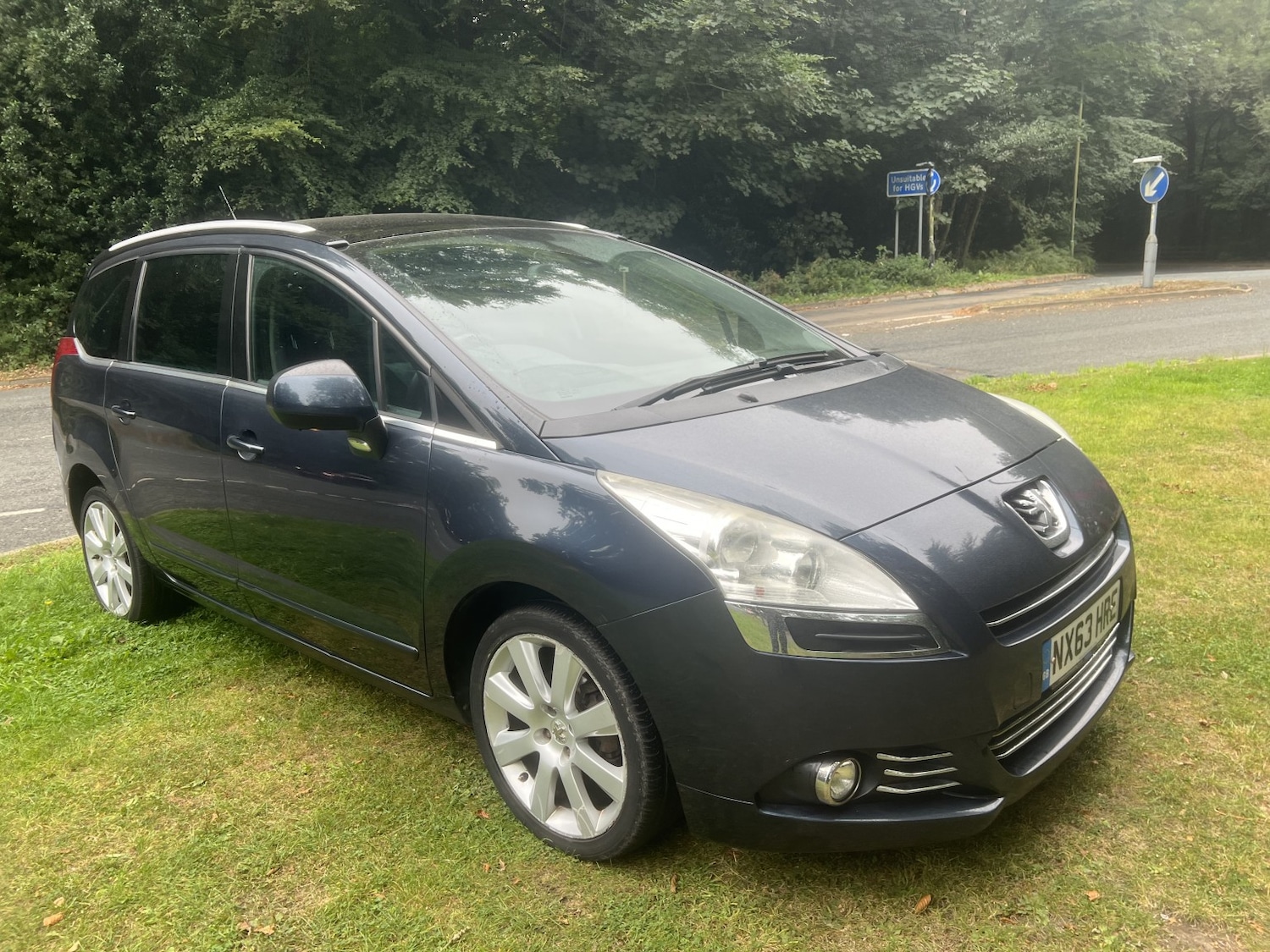 Used Peugeot 5008 2013 for sale - 77464673: Photo 2