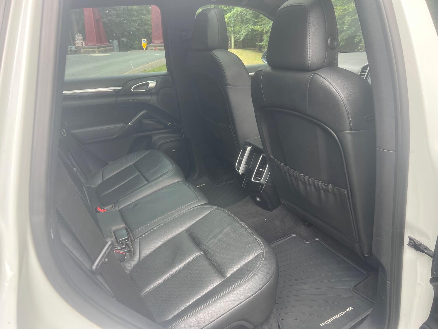 Used Porsche Cayenne 2013 for sale - 76177084: Photo 12