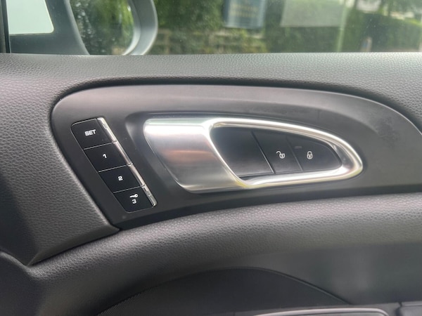 Used Porsche Cayenne 2013 for sale - 76177084: Photo 20