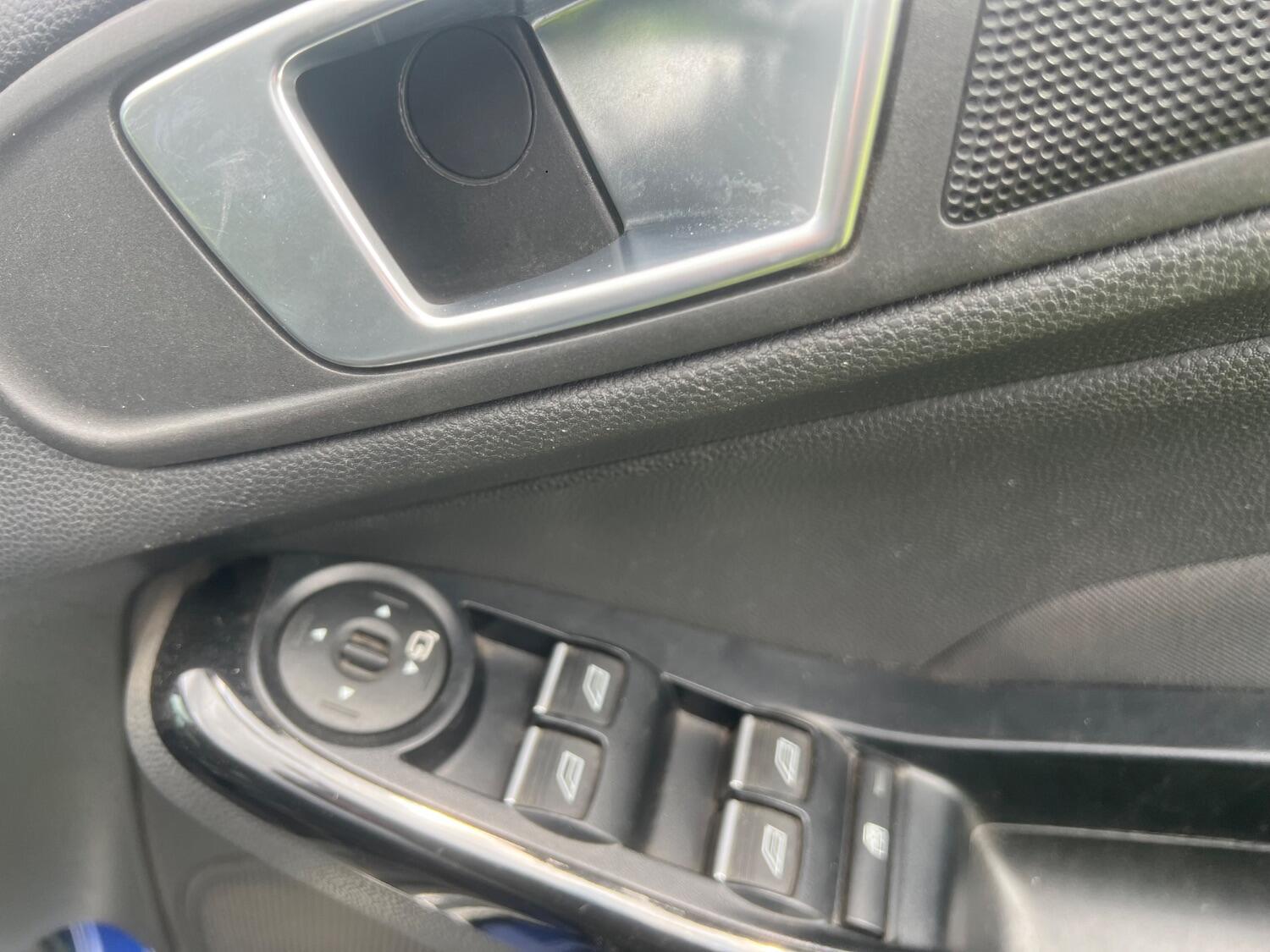 Used Ford Fiesta 2015 for sale - 77464901: Photo 10