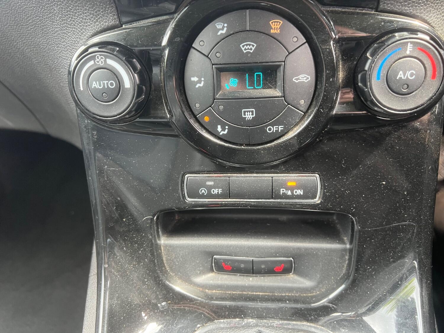 Used Ford Fiesta 2015 for sale - 77464901: Photo 13