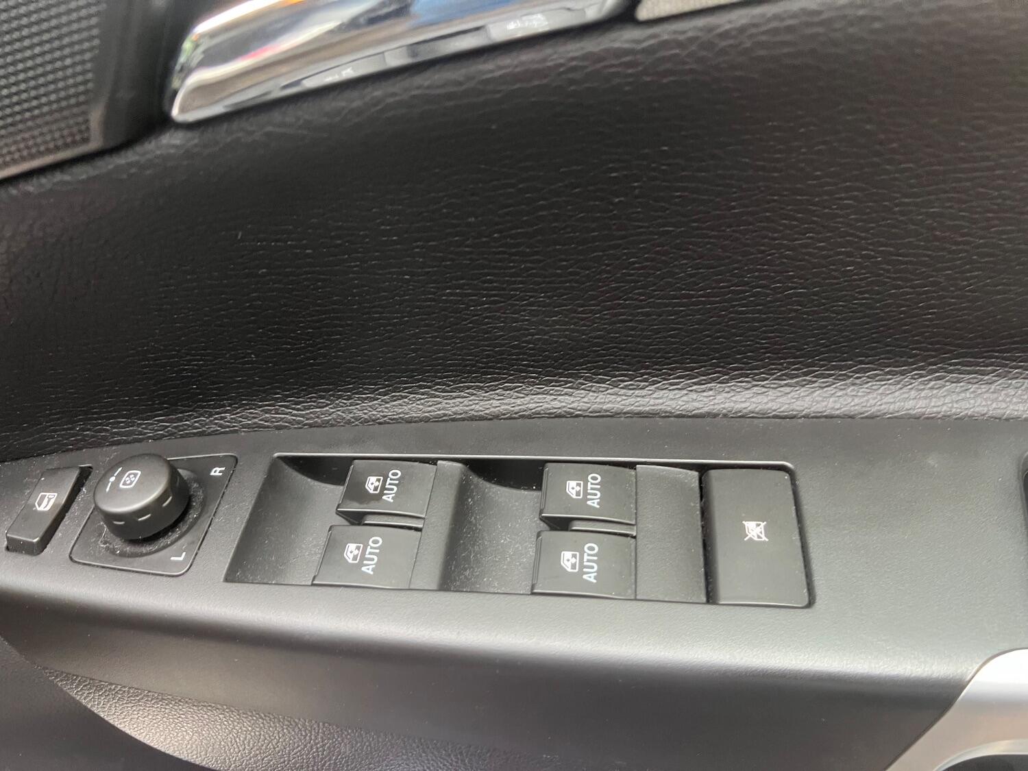 Used Vauxhall Antara 2013 for sale - 77464755: Photo 14