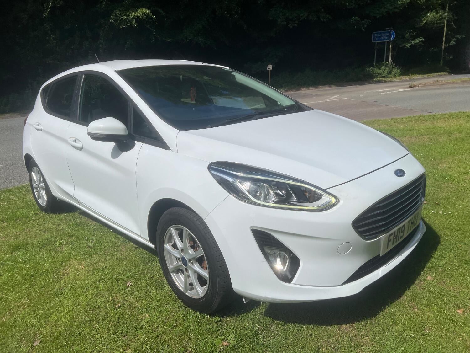 Used Ford Fiesta 2019 for sale - 76769306: Photo 2