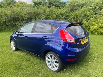 Used Ford Fiesta 2015 for sale - 78979652: Photo