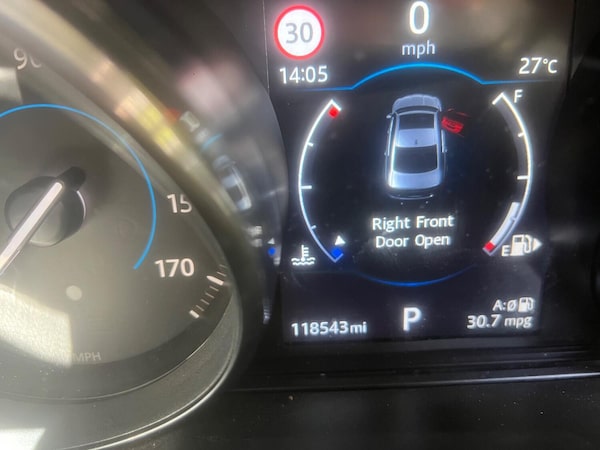 Used Jaguar XF 2016 for sale - 75277838: Photo 9