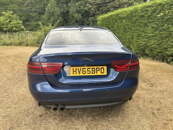 Used Jaguar XE 2015 for sale - 79347154: Photo