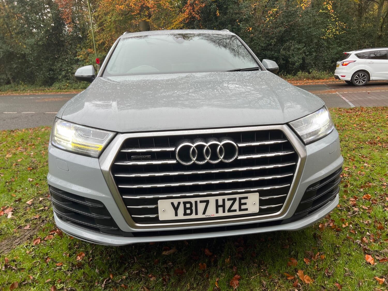 Used Audi Q7 2017 for sale - 77464886: Photo 2