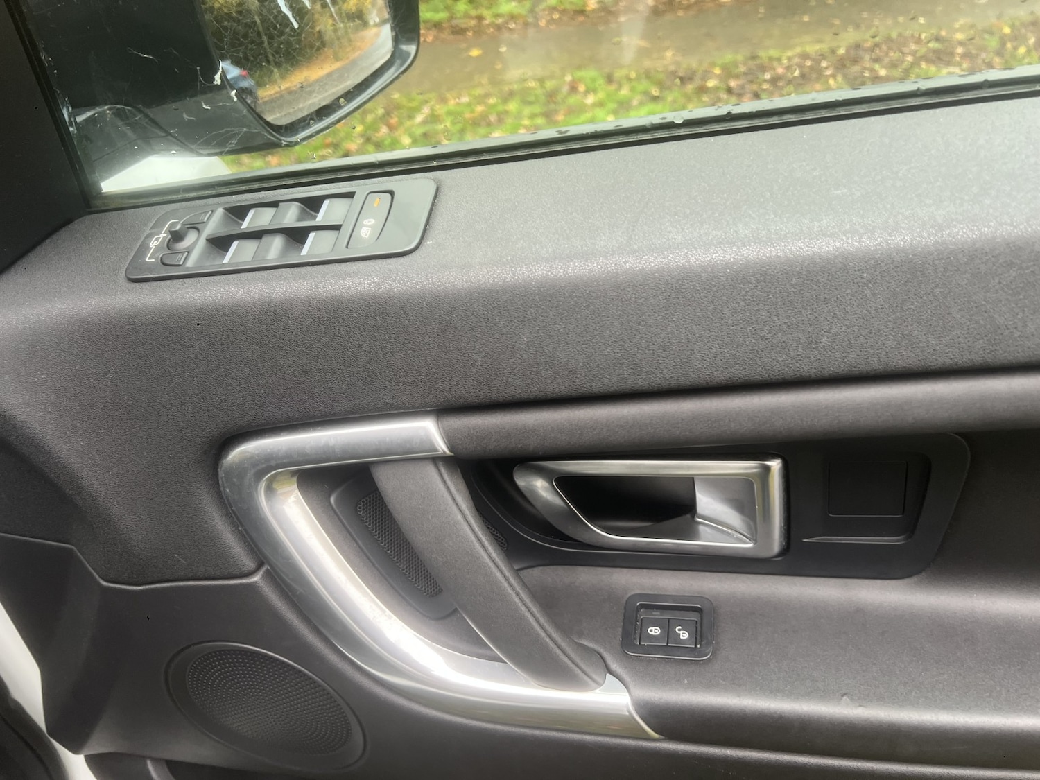 Used Land Rover Discovery Sport 2015 for sale - 76591444: Photo 16