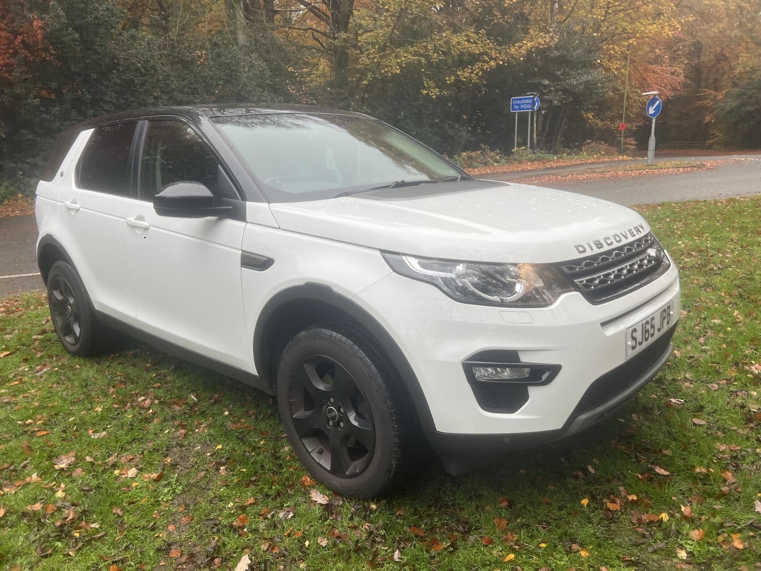 Used Land Rover Discovery Sport 2015 for sale - 76591444: Photo 2