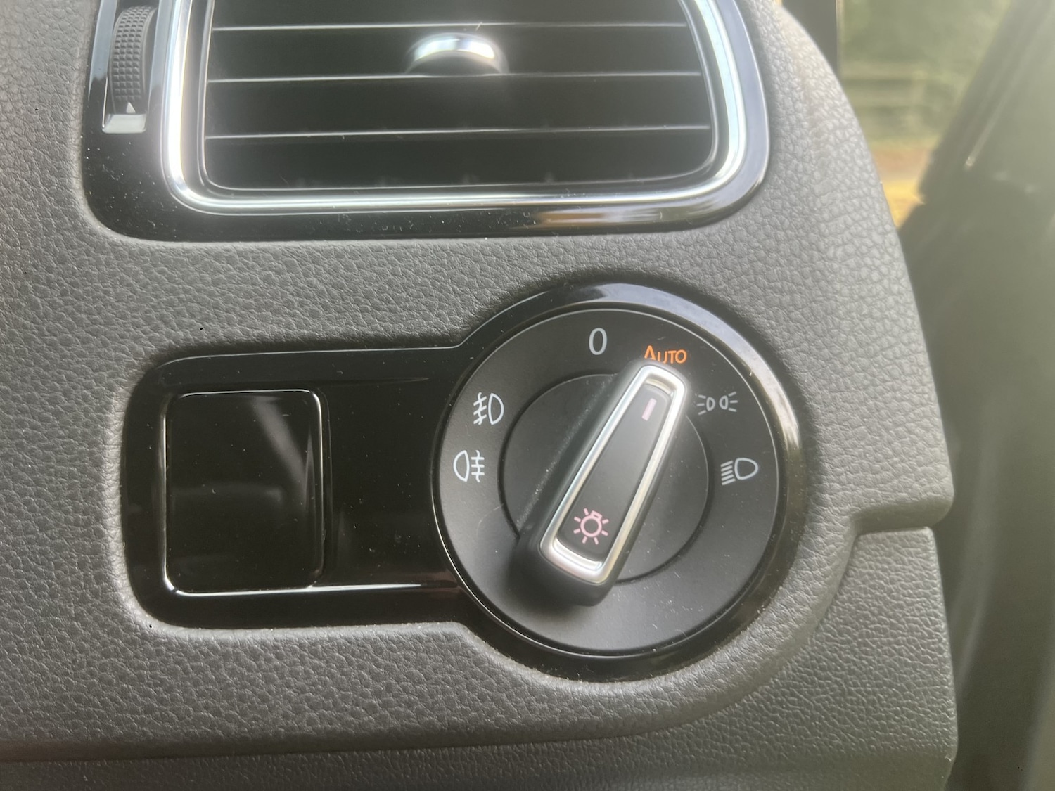 Used Volkswagen Polo 2017 for sale - 76262957: Photo 16