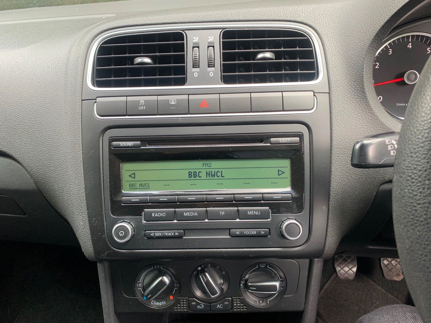 Used Volkswagen Polo 2009 for sale - 76662771: Photo 14