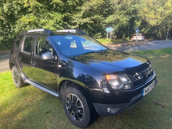 Used Dacia Duster 2017 for sale - 75944979: Photo