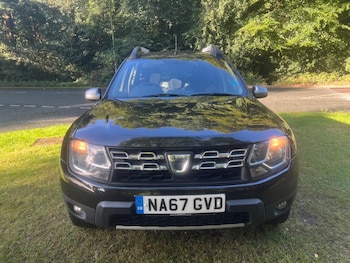 Used Dacia Duster 2017 for sale - 75944979: Photo