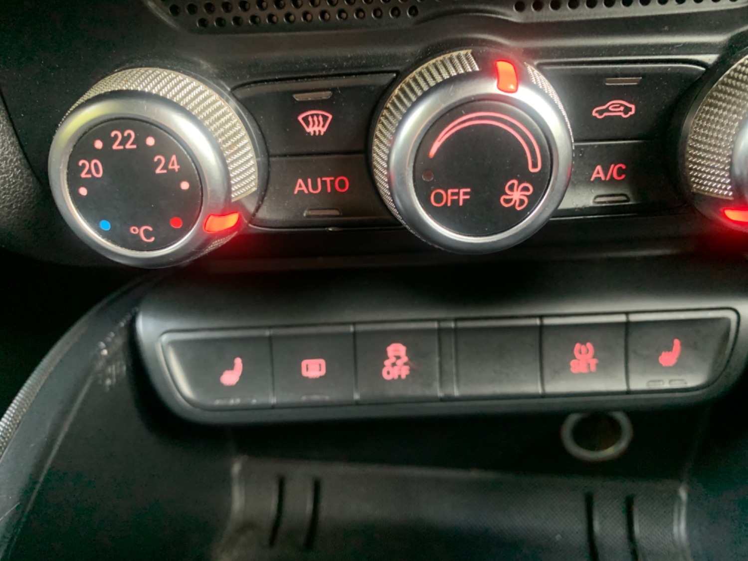 Used Audi A1 2015 for sale - 76662733: Photo 11