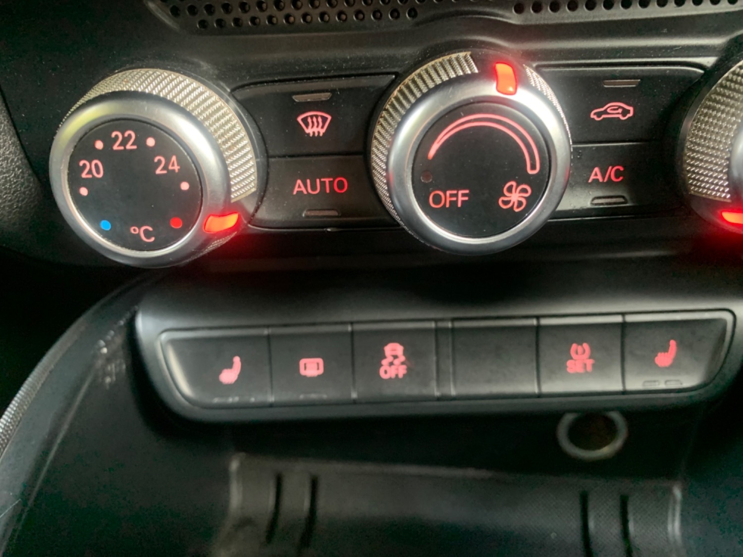 Used Audi A1 2015 for sale - 76662733: Photo 13