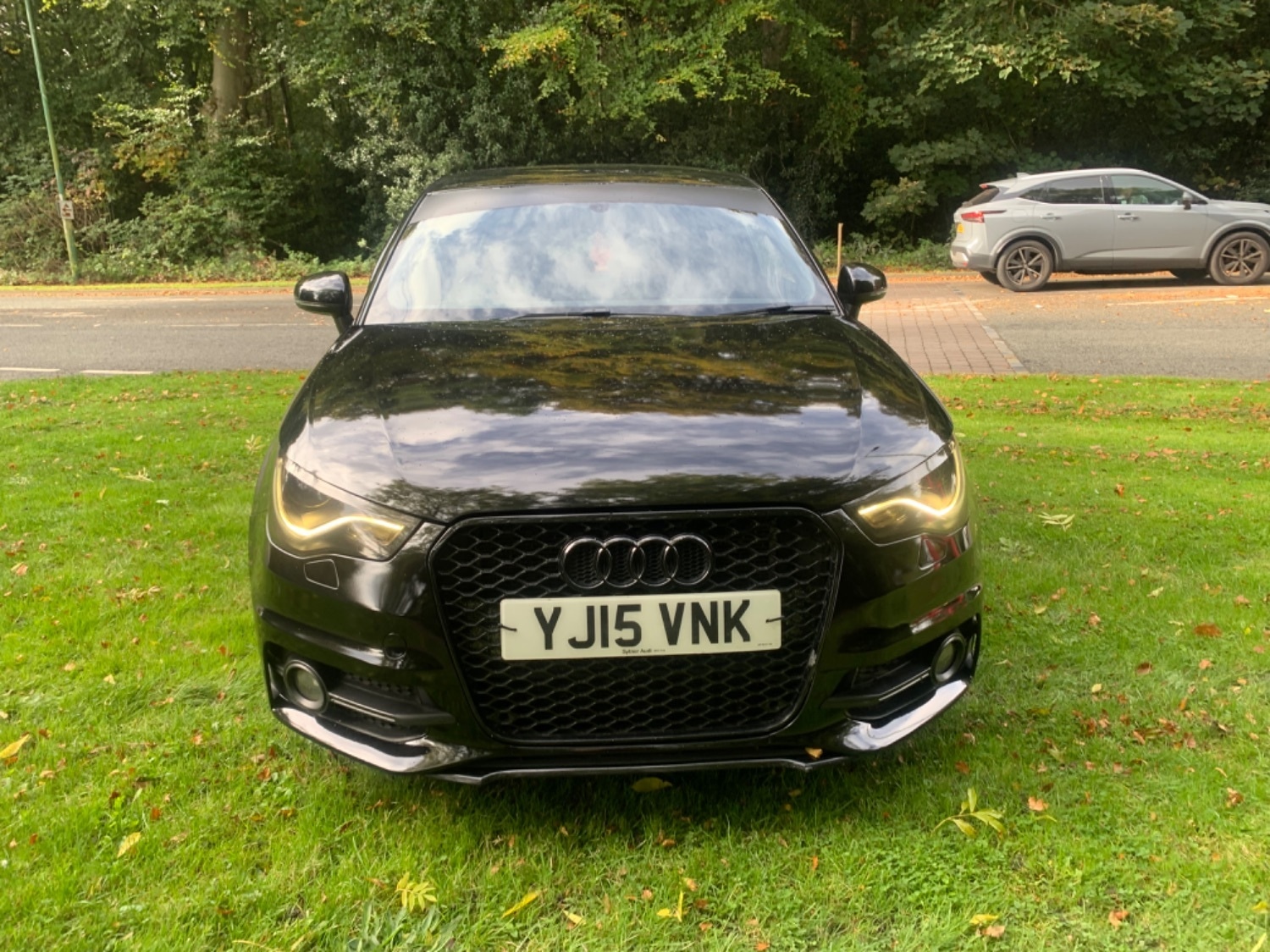 Used Audi A1 2015 for sale - 76662733: Photo 2