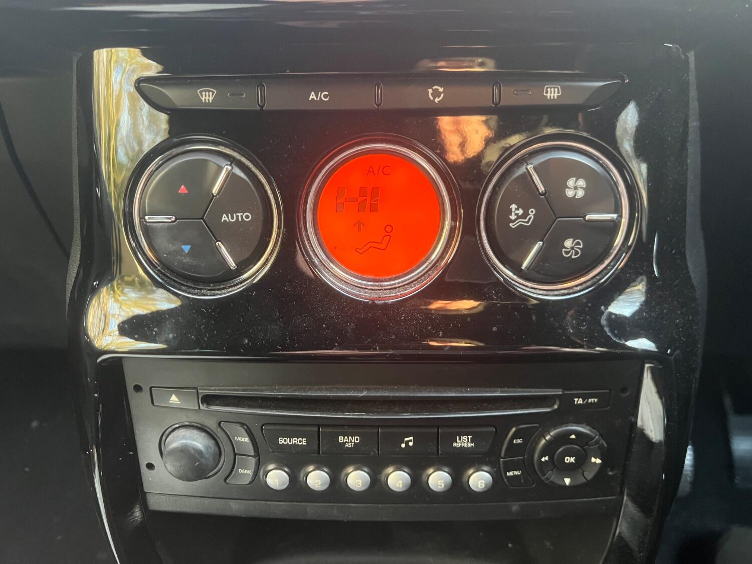 Used Citroen DS3 2011 for sale - 76793298: Photo 12