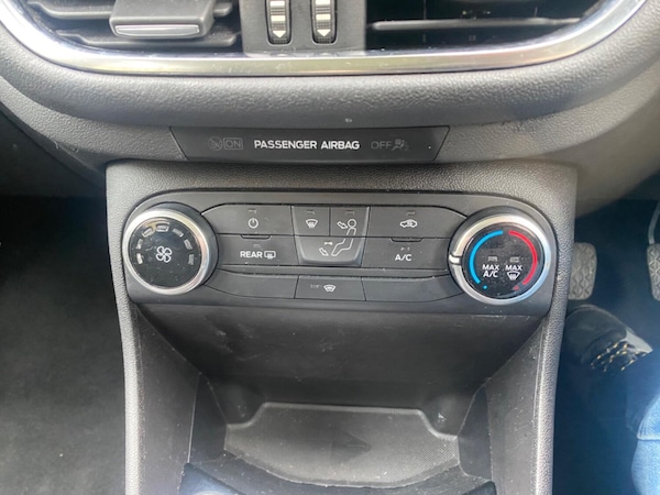 Used Ford Fiesta 2018 for sale - 70686238: Photo 16