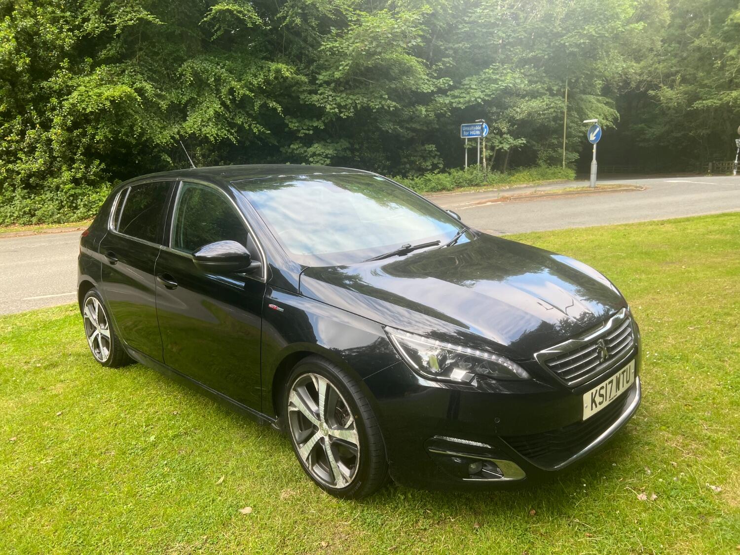 Used Peugeot 308 2017 for sale - 76769305: Photo 2