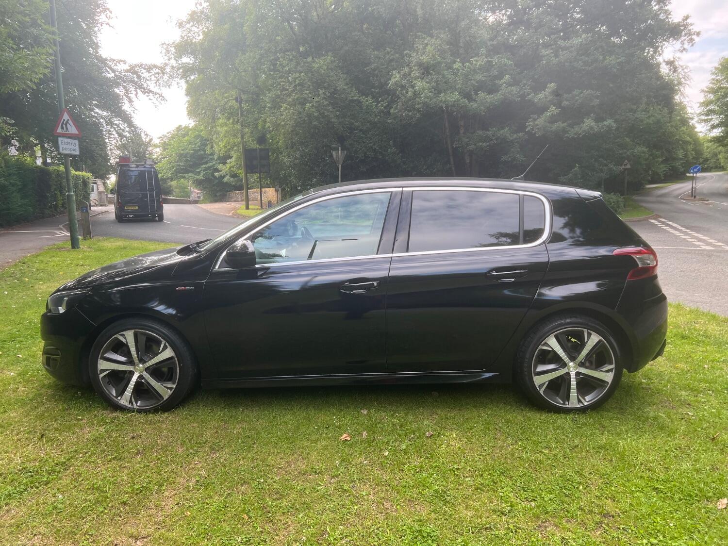 Used Peugeot 308 2017 for sale - 76769305: Photo 5