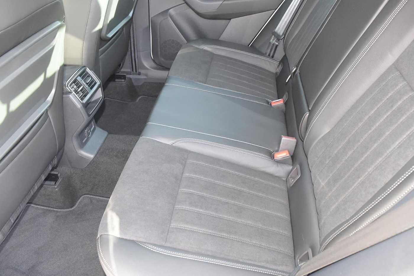 Used Skoda Karoq 2025 for sale - 76678429: Photo 9