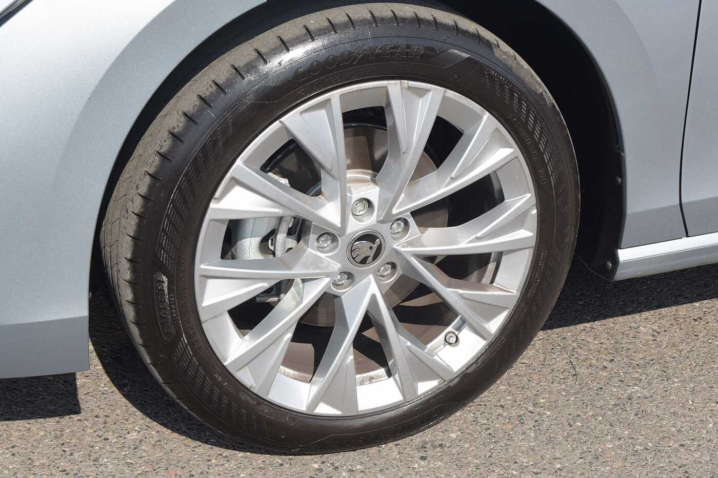 Used Skoda Superb 2025 for sale - 76679775: Photo 14