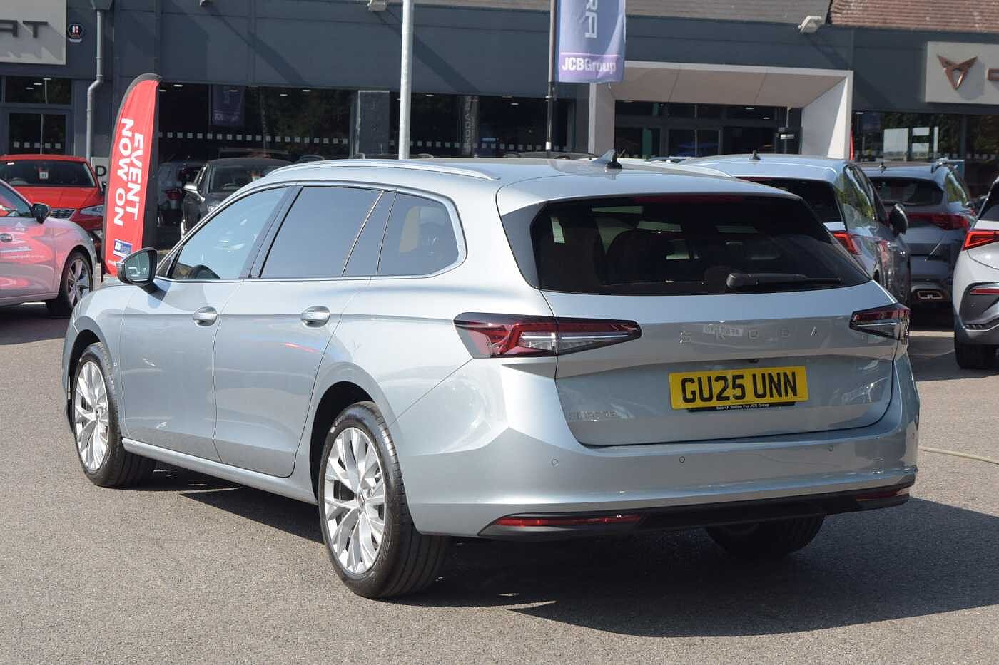 Used Skoda Superb 2025 for sale - 76679775: Photo 3